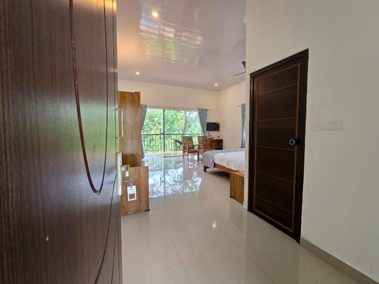 Green Aura Private Villas Sultan Bathery Exterior photo