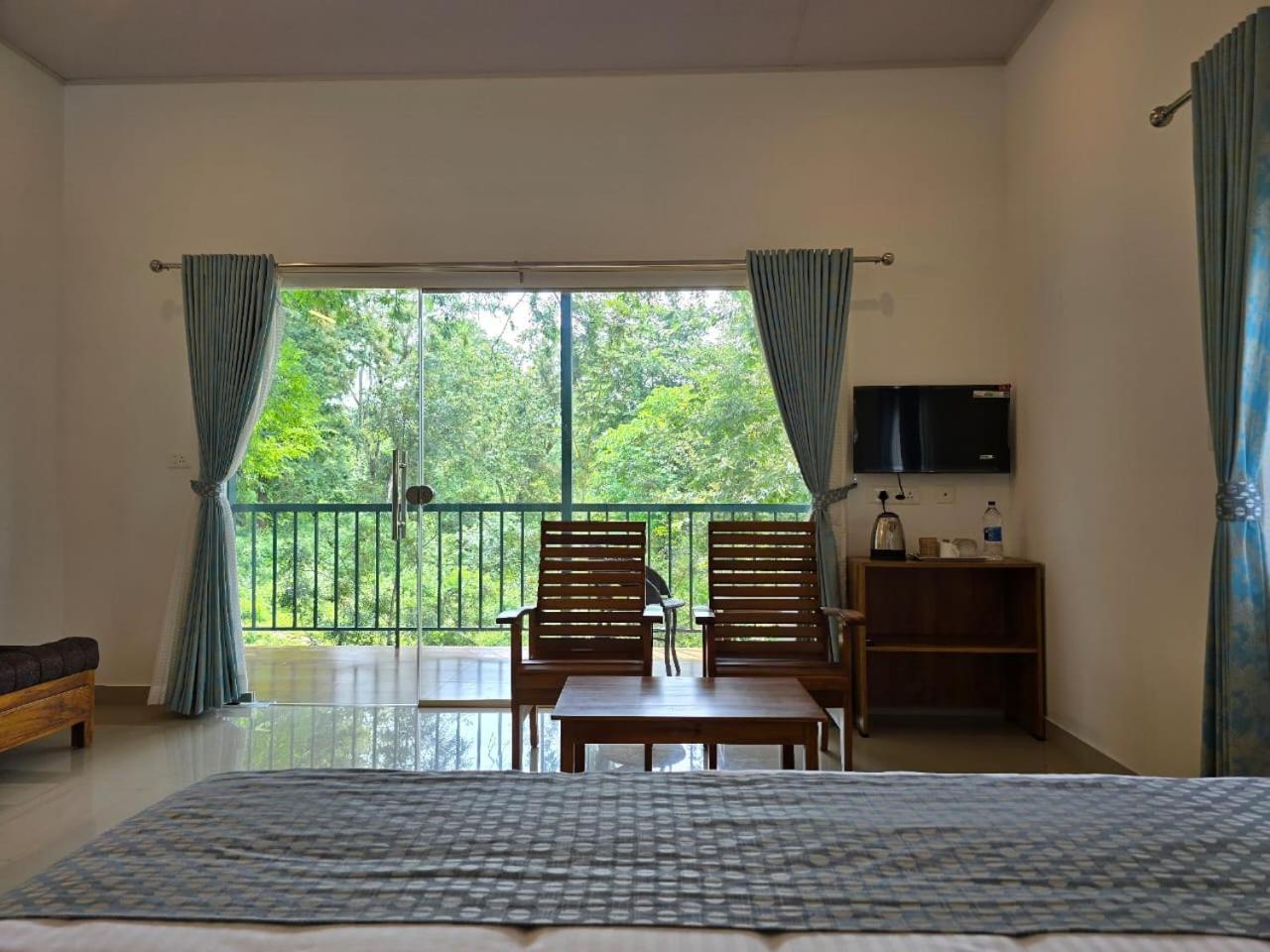 Green Aura Private Villas Sultan Bathery Exterior photo