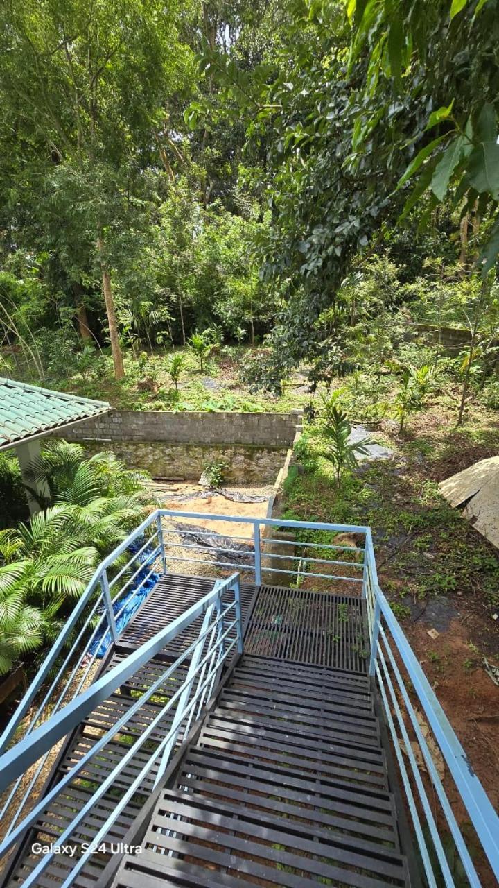 Green Aura Private Villas Sultan Bathery Exterior photo