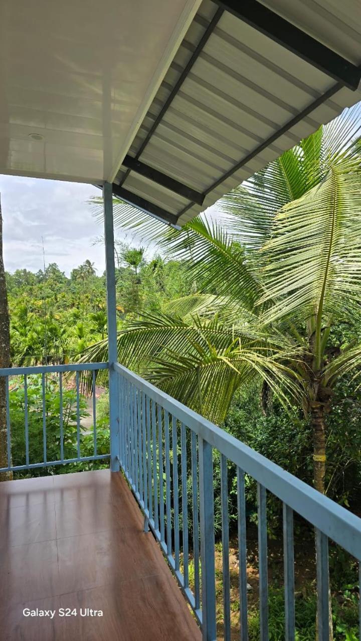 Green Aura Private Villas Sultan Bathery Exterior photo