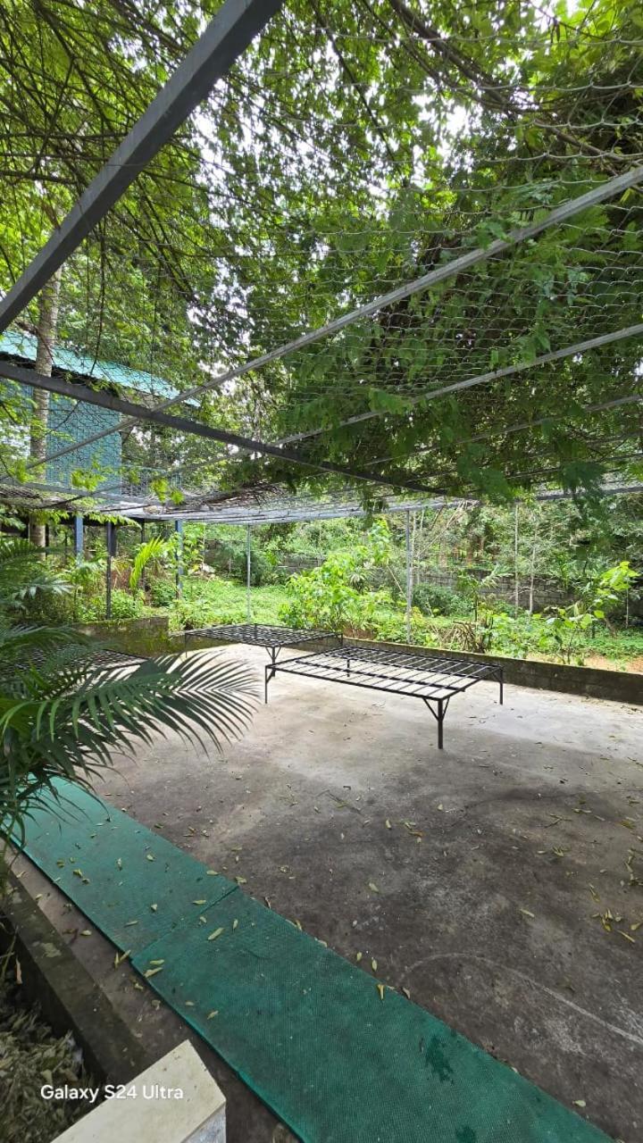 Green Aura Private Villas Sultan Bathery Exterior photo